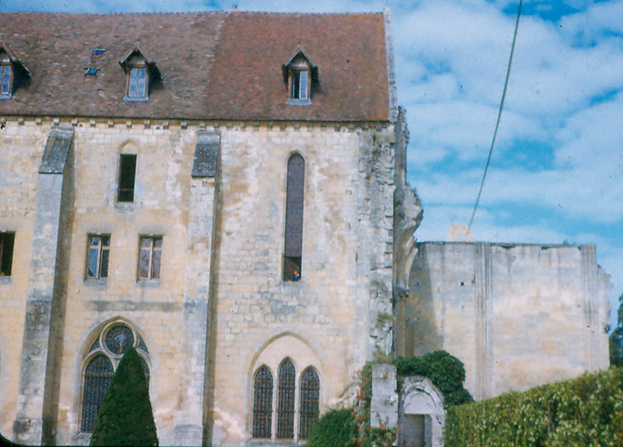 Box11 001 Royaumont (front of abbaye) 58